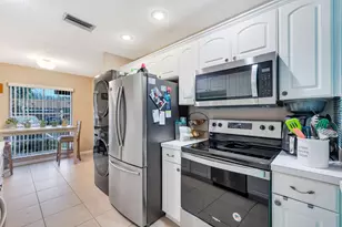 13767 Via Aurora, Delray Beach, FL 33484 - Photo 12