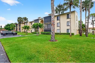 627 Sea Pine Way #B2, Greenacres, FL 33415 - Photo 2