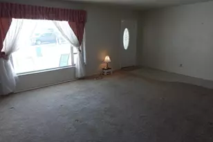 6805 NW 77th St, Tamarac, FL 33321 - Photo 12