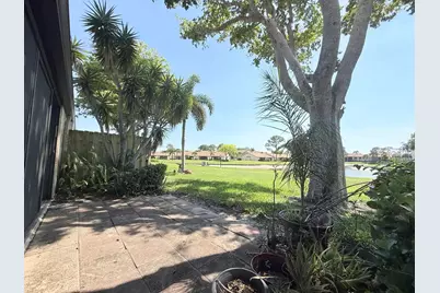 809 Sky Pine Way #F, Greenacres, FL 33415 - Photo 16