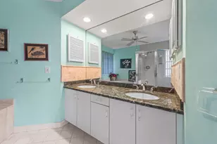664 Forsyth St, Boca Raton, FL 33487 - Photo 18