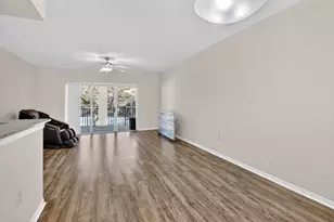 2486 Centergate Dr, Miramar, FL 33025 - Photo 6