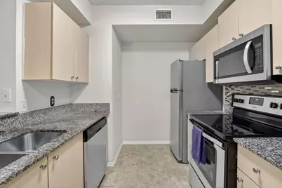 2486 Centergate Drive #204, Miramar, FL 33025 - Photo 8