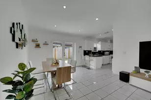 17255 NW 72nd Ct, Hialeah, FL 33015 - Photo 8