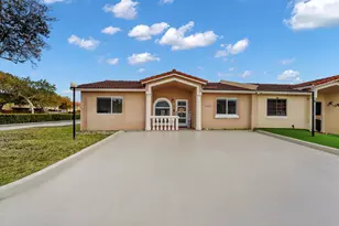 17255 NW 72nd Ct, Hialeah, FL 33015 - Photo 2