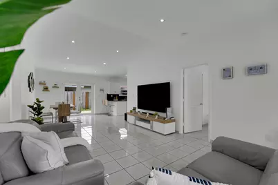 17255 NW 72nd Court, Hialeah, FL 33015 - Photo 6