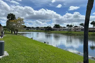 160 Lake Gloria Dr, West Palm Beach, FL 33411 - Photo 4