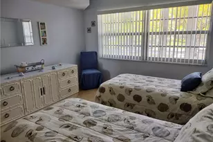 804 Cypress Blvd, Pompano Beach, FL 33069 - Photo 12