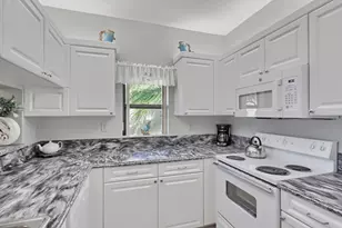 800 Uno Lago Dr, Juno Beach, FL 33408 - Photo 8