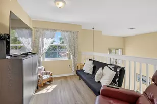 1294 NW 168th Ave, Pembroke Pines, FL 33028 - Photo 42