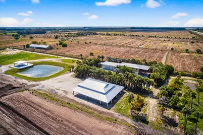 200 S Graves Road, Fort Pierce, FL 34945 - Photo 2