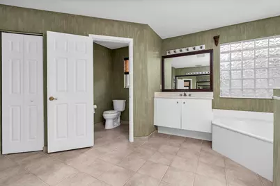 16138 SW 15th Street, Pembroke Pines, FL 33027 - Photo 32