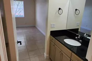 105 S Riverside Dr, Pompano Beach, FL 33062 - Photo 16