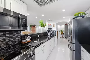2715 N Ocean Blvd, Fort Lauderdale, FL 33308 - Photo 16