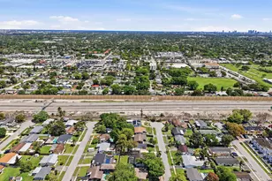 6271 Harding St, Hollywood, FL 33024 - Photo 44