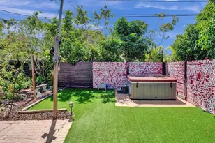 2099 NE 4th Ct, Boca Raton, FL 33431 - Photo 26