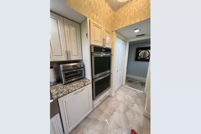 5257 Fountains Dr S #105, Lake Worth, FL 33467 - Photo 6