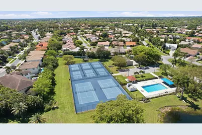 5884 Laurel Green, Boynton Beach, FL 33437 - Photo 48