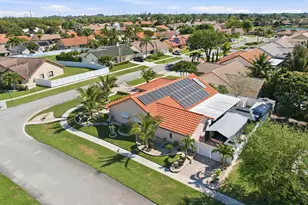 5884 Laurel Green Cir, Boynton Beach, FL 33437 - Photo 40