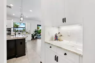 12095 S Baypoint Cir, Parkland, FL 33076 - Photo 12