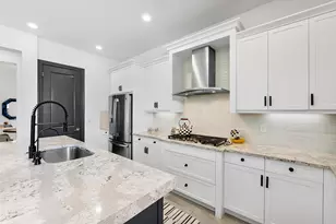 12095 S Baypoint Cir, Parkland, FL 33076 - Photo 16