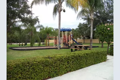 191 NW Willow Grove Avenue, Port Saint Lucie, FL 34986 - Photo 56