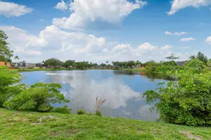 393 Lake Arbor Dr, Palm Springs, FL 33461 - Photo 28