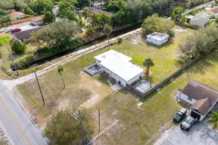 4475 Kirk Rd, Lake Worth, FL 33461 - Photo 4