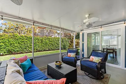 8913 SE Sandridge Avenue, Hobe Sound, FL 33455 - Photo 4