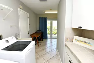 336 Tacoma Ln, West Palm Beach, FL 33404 - Photo 18