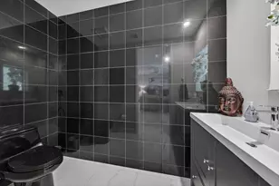 2609 NE 14th Ave, Wilton Manors, FL 33334 - Photo 20