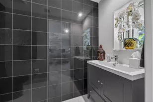 2609 NE 14th Ave, Wilton Manors, FL 33334 - Photo 10