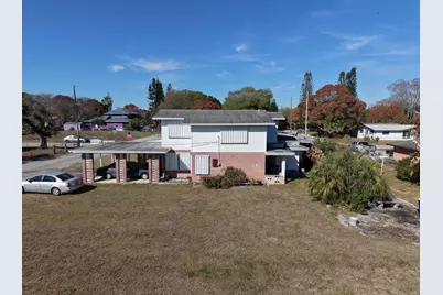 802 N 15th Street, Fort Pierce, FL 34950 - Photo 2