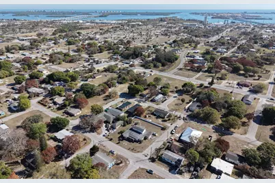 802 N 15th Street, Fort Pierce, FL 34950 - Photo 10