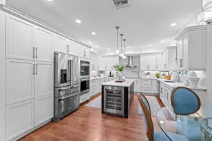 9870 Shepard Pl, Wellington, FL 33414 - Photo 12