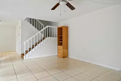 262 Woodland Road, Palm Springs, FL 33461 - Photo 8