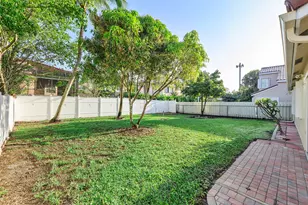 8375 NW 46th Dr, Coral Springs, FL 33067 - Photo 32