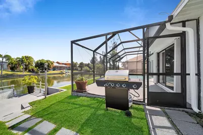 2723 SW 5th Avenue, Cape Coral, FL 33914 - Photo 10