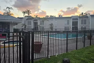 4403 Treehouse Ln, Tamarac, FL 33319 - Photo 24