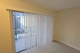 4403 Treehouse Ln, Tamarac, FL 33319 - Photo 8