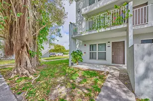 1990 NW 4th, Miami, FL 33136 - Photo 16