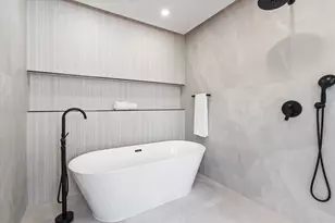 843 SW 14th Ct, Fort Lauderdale, FL 33315 - Photo 34