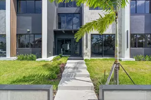 843 SW 14th Ct, Fort Lauderdale, FL 33315 - Photo 14