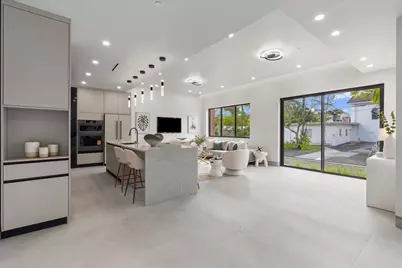 843 SW 14th Court #843, Fort Lauderdale, FL 33315 - Photo 4