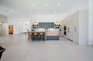 13185 SW 44th St, Davie, FL 33330 - Photo 8