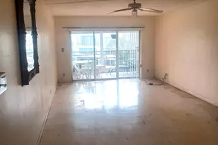 3186 Via Poinciana, Greenacres, FL 33467 - Photo 2