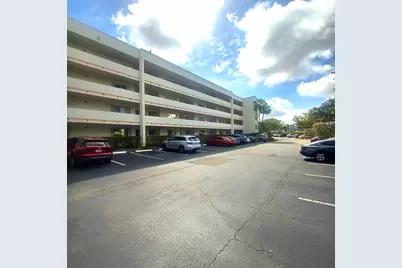 3186 Via Poinciana #311, Greenacres, FL 33467 - Photo 8