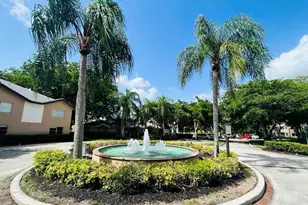 9977 Westview Dr, Coral Springs, FL 33076 - Photo 2