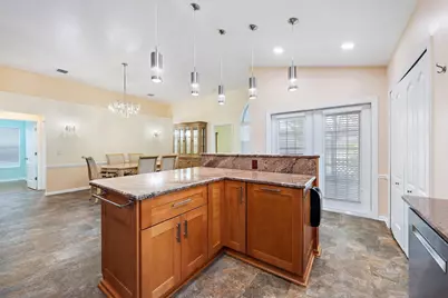 2021 Normandy Circle, West Palm Beach, FL 33409 - Photo 10