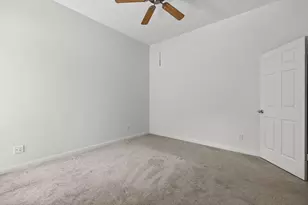 1065 Bedford Ave, Palm Beach Gardens, FL 33403 - Photo 20